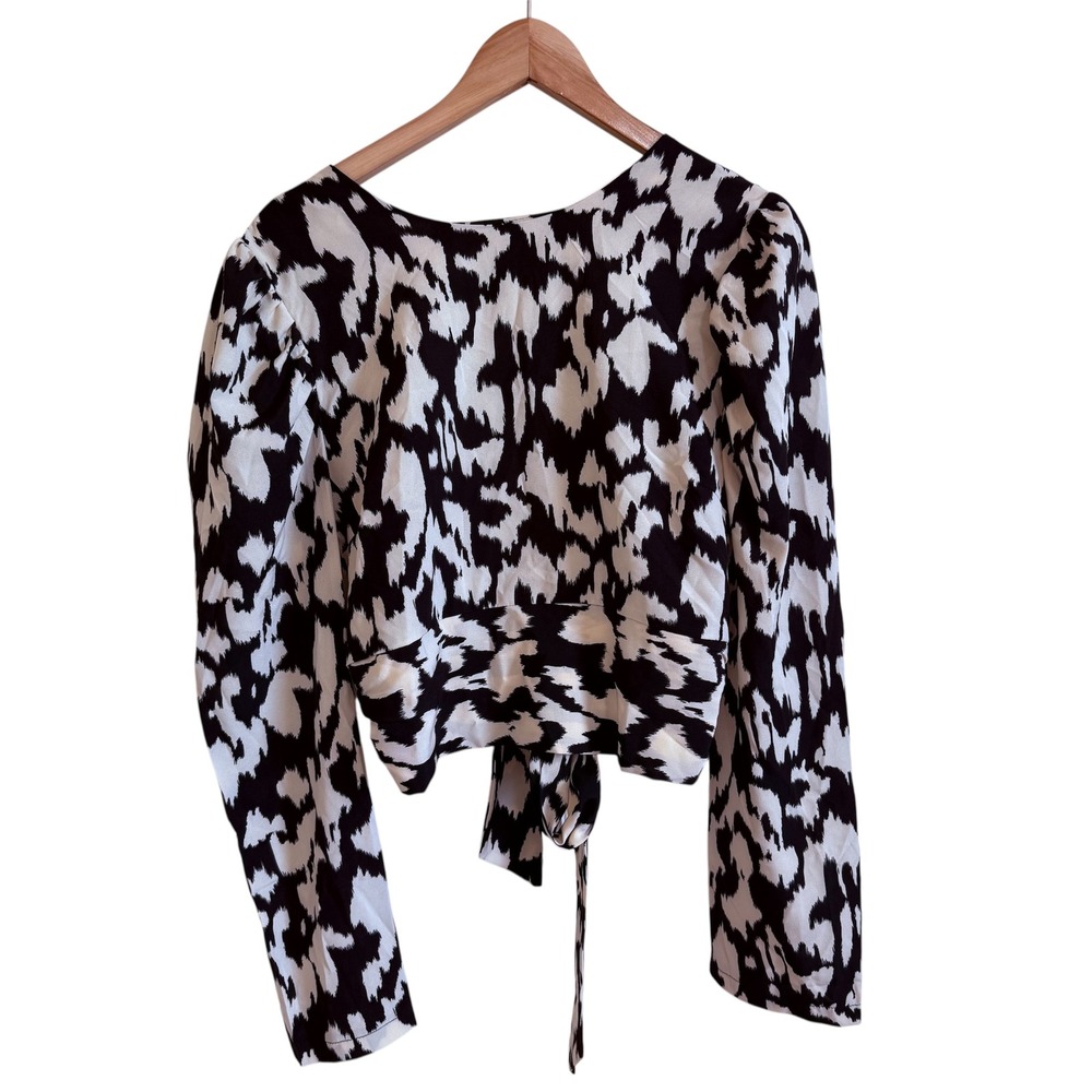 Shein‎ Animal Print Crop Top Tie Front Long Sleeve Blouse Black White L